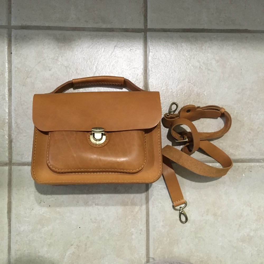 Custom hand-made all leather crossbody/satchel - Camel